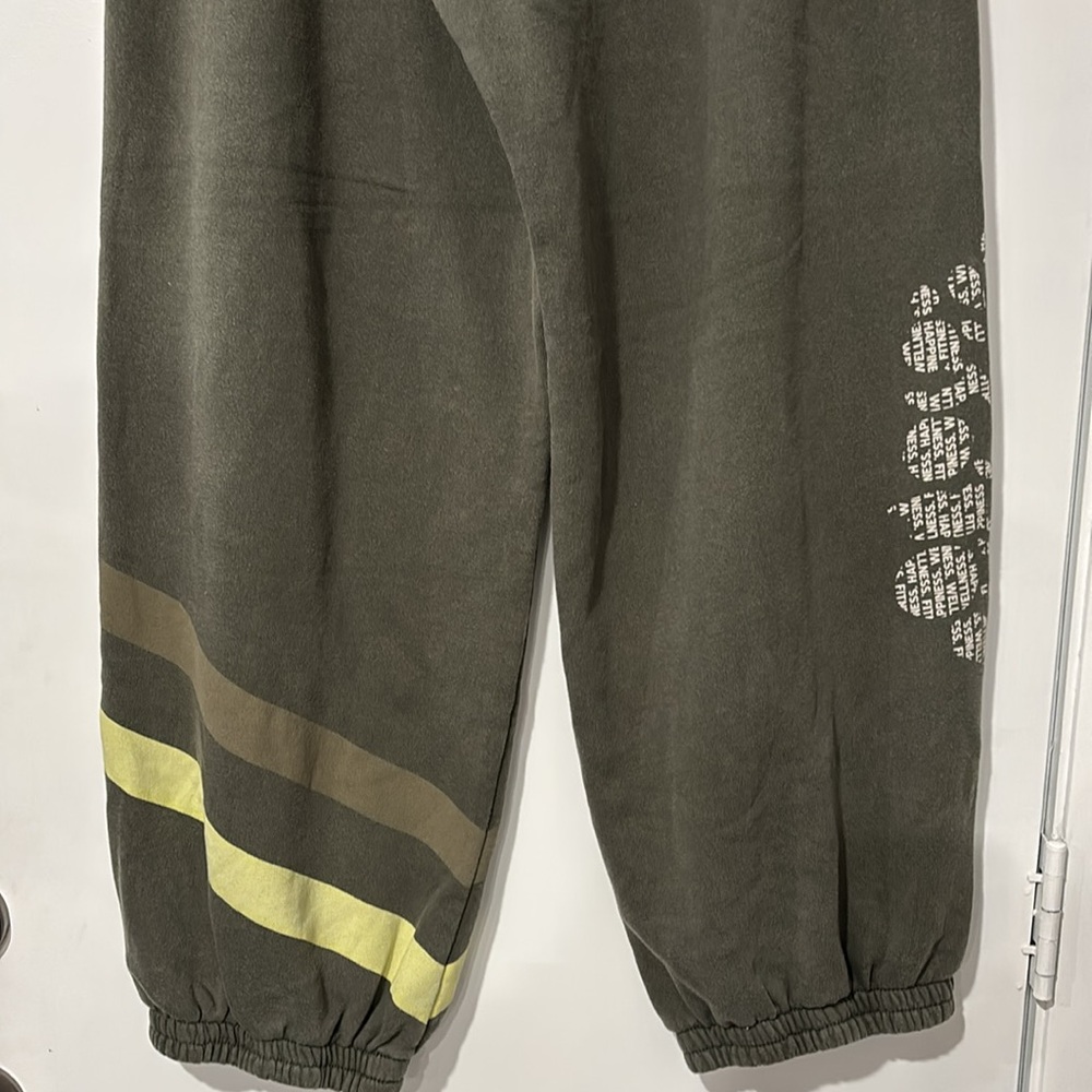 Free people Movement All Star
(NWT
Logo Pants - Picture 3 of 7